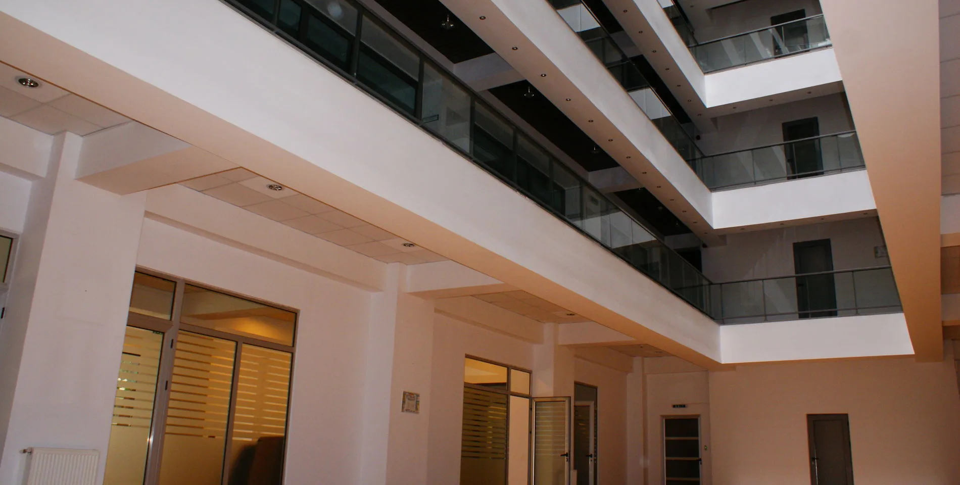 Office rental — Unirii (across from Zepter)
